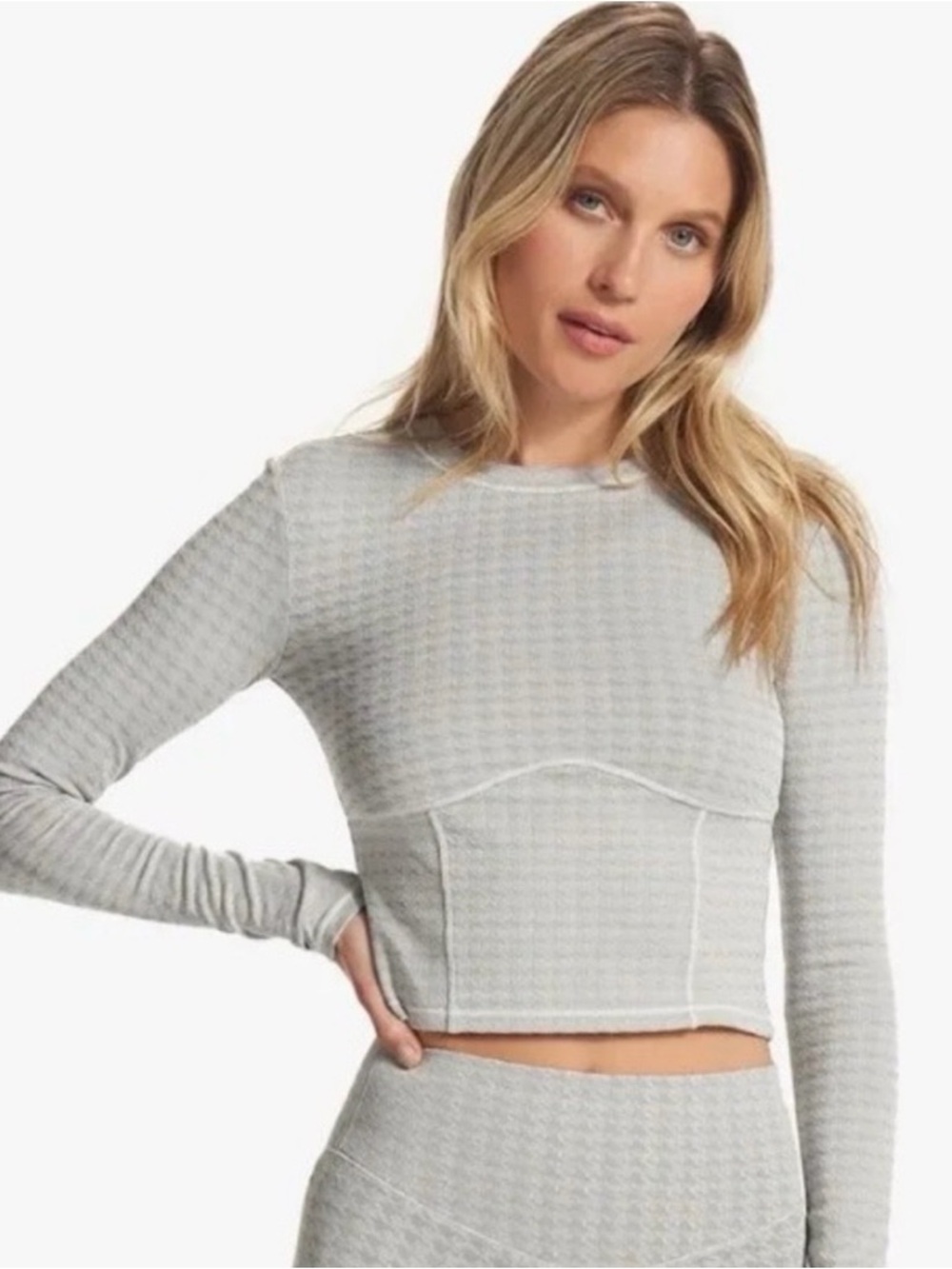 Women's Light Gray Long-Sleeve Cropped Seam-Detail Top and leggings